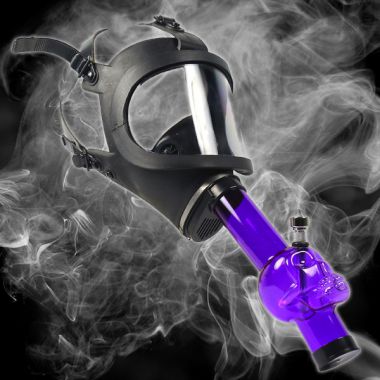 Vizor Gas Mask Bong