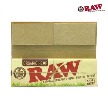 RAW Organic Connoisseur 1 1/4 Size Papers